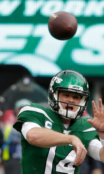 Jets' Darnold eager to play, not worried about taking hits